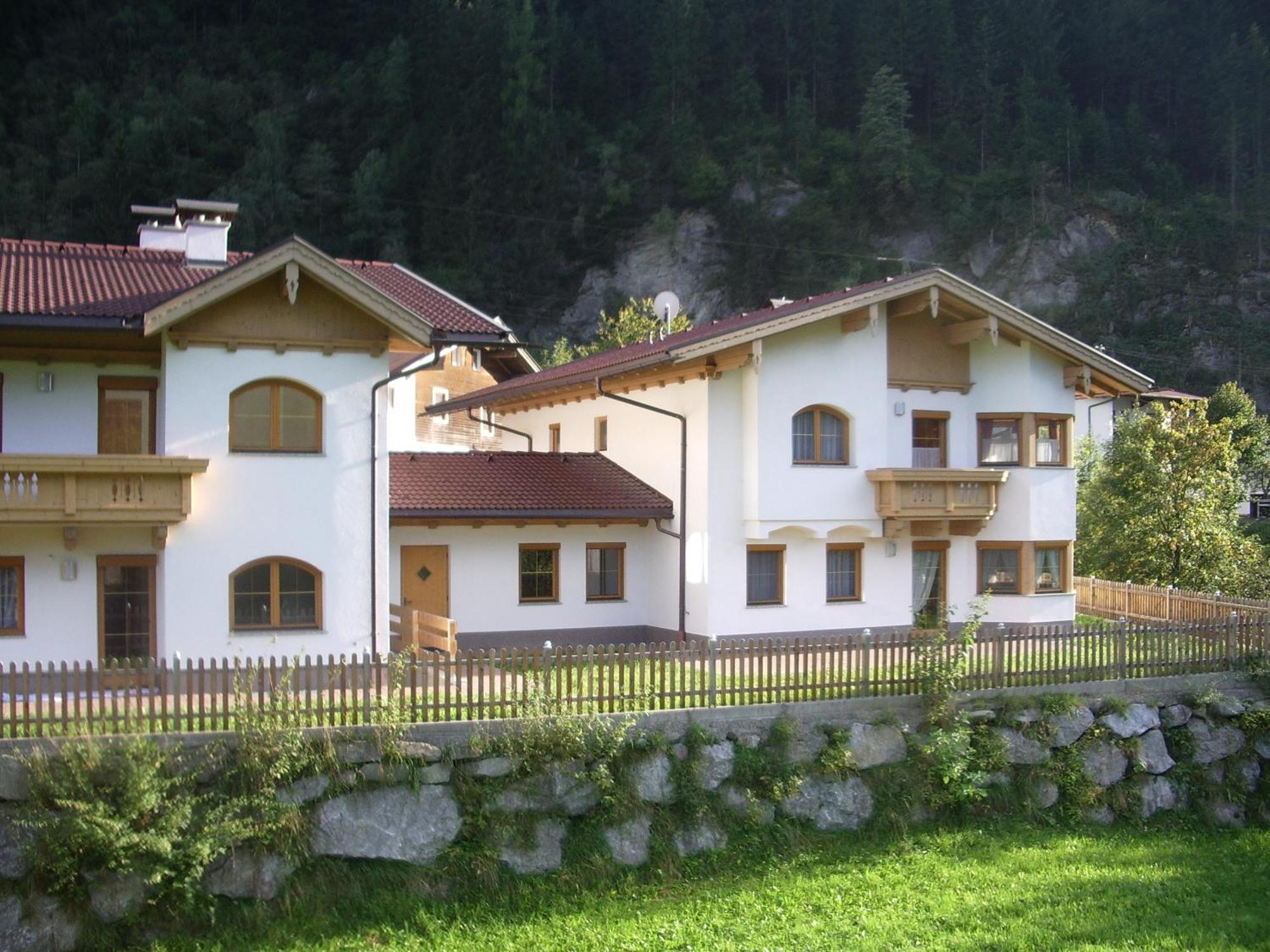 Haus Peter Schiestl Apartment Zell am Ziller Ngoại thất bức ảnh