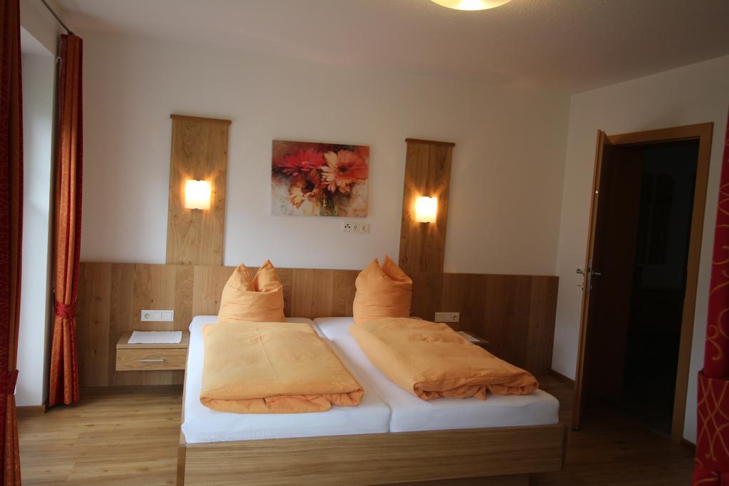Haus Peter Schiestl Apartment Zell am Ziller Ngoại thất bức ảnh