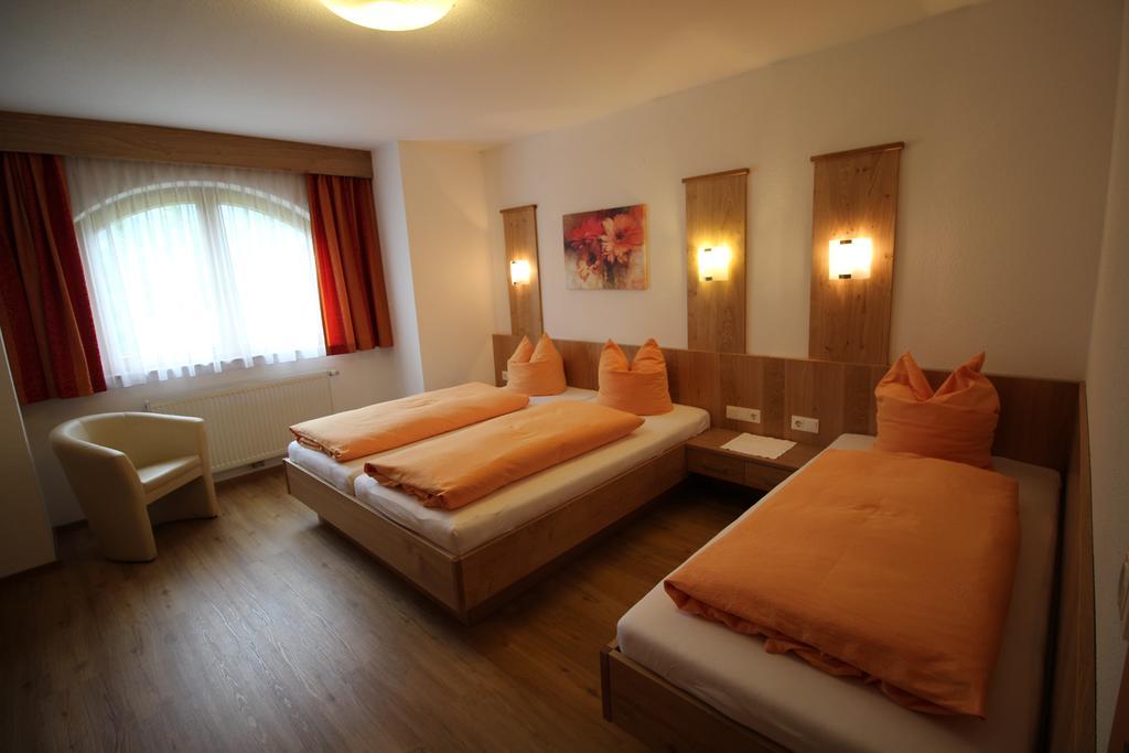 Haus Peter Schiestl Apartment Zell am Ziller Ngoại thất bức ảnh