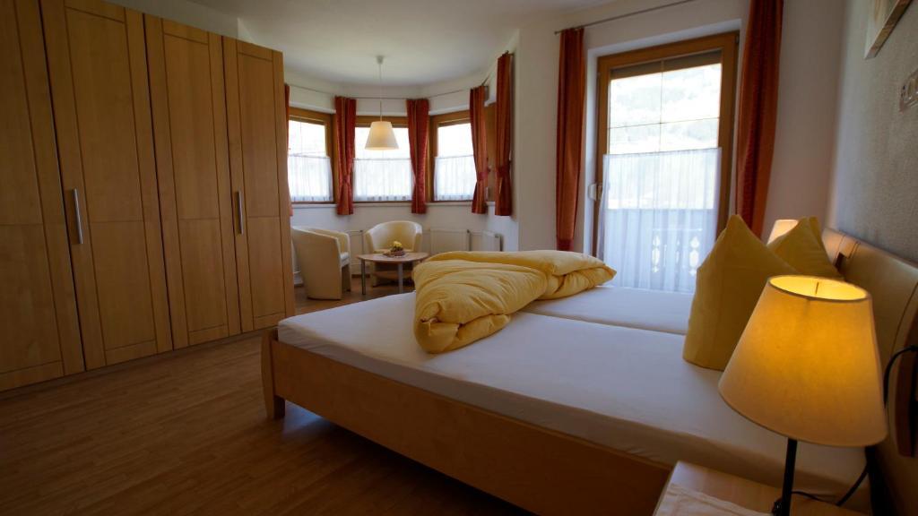 Haus Peter Schiestl Apartment Zell am Ziller Ngoại thất bức ảnh